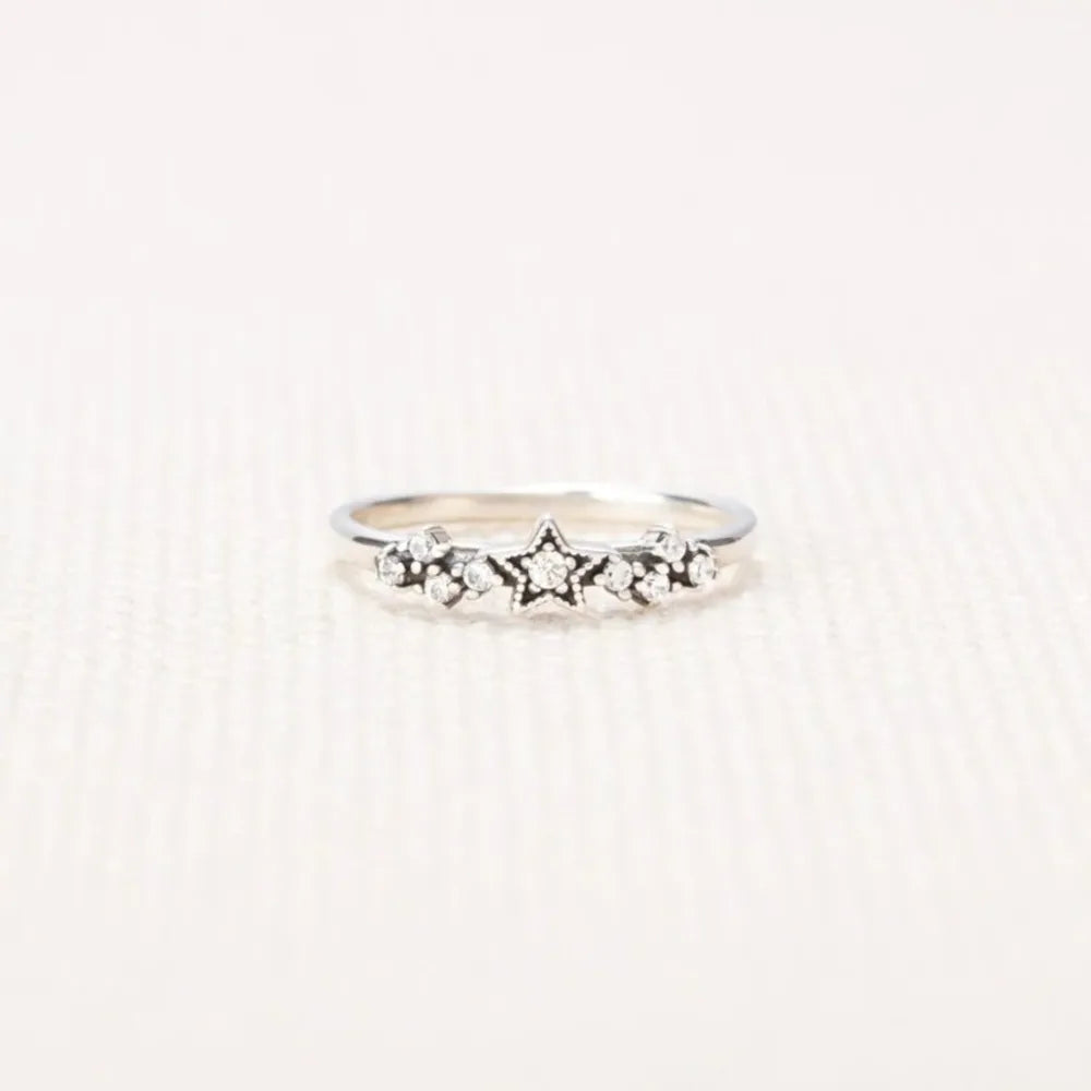 Premierify Ring – Celestial Sterling Star Band