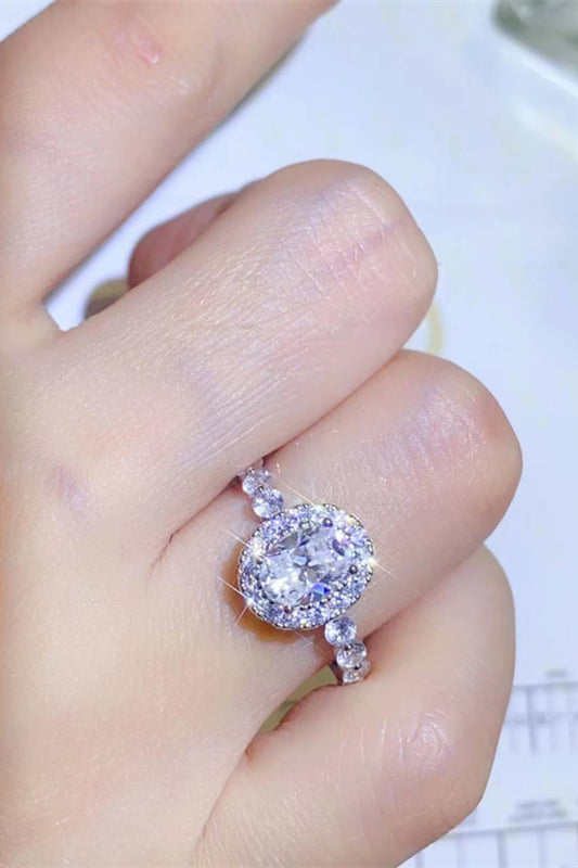 Erin Lee™ – 1 Carat Moissanite Halo Ring, Platinum-Plated Brilliance