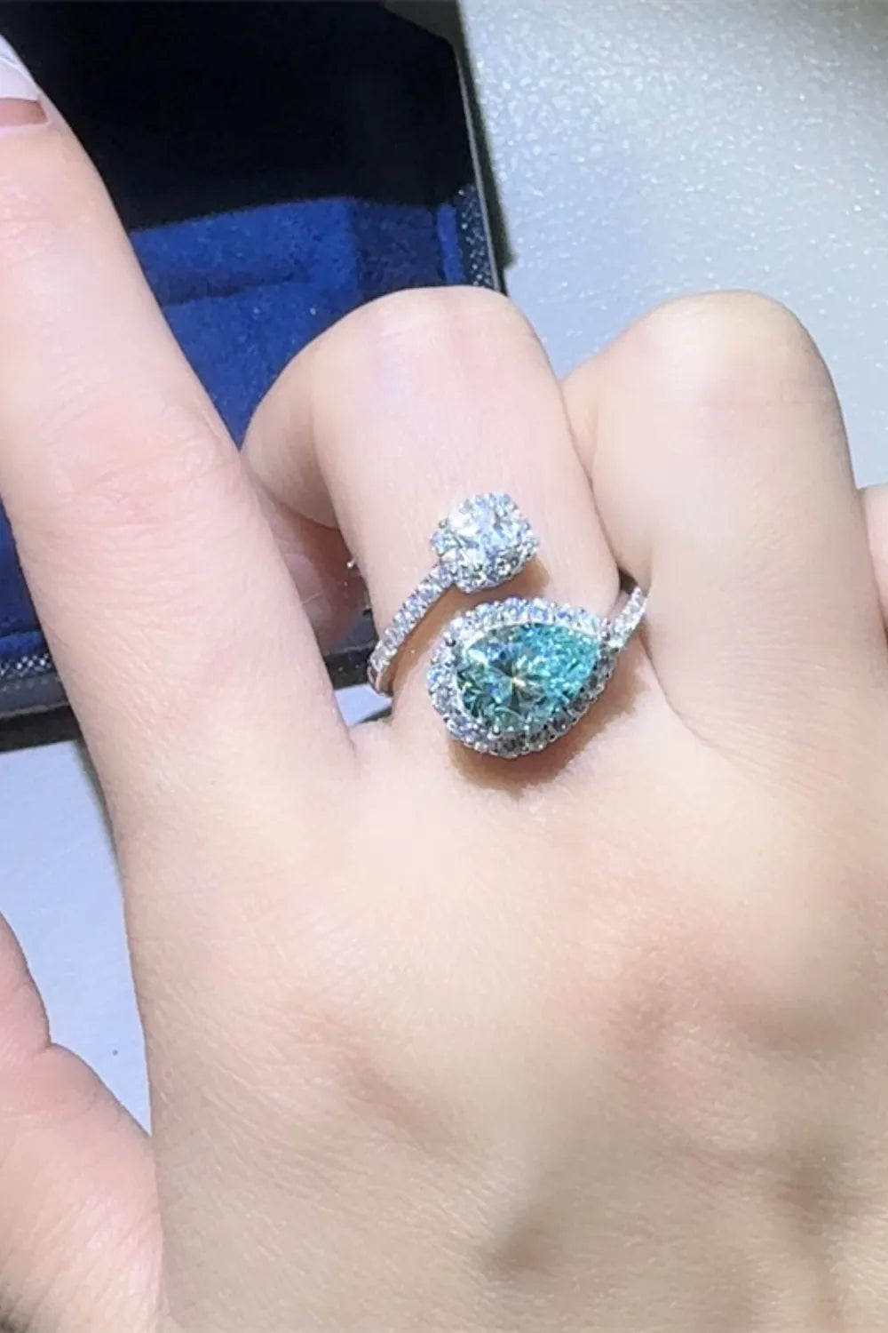 Premierify Ring – Aurora Crest | 2 Ct. Certified Moissanite Cocktail Bypass Ring