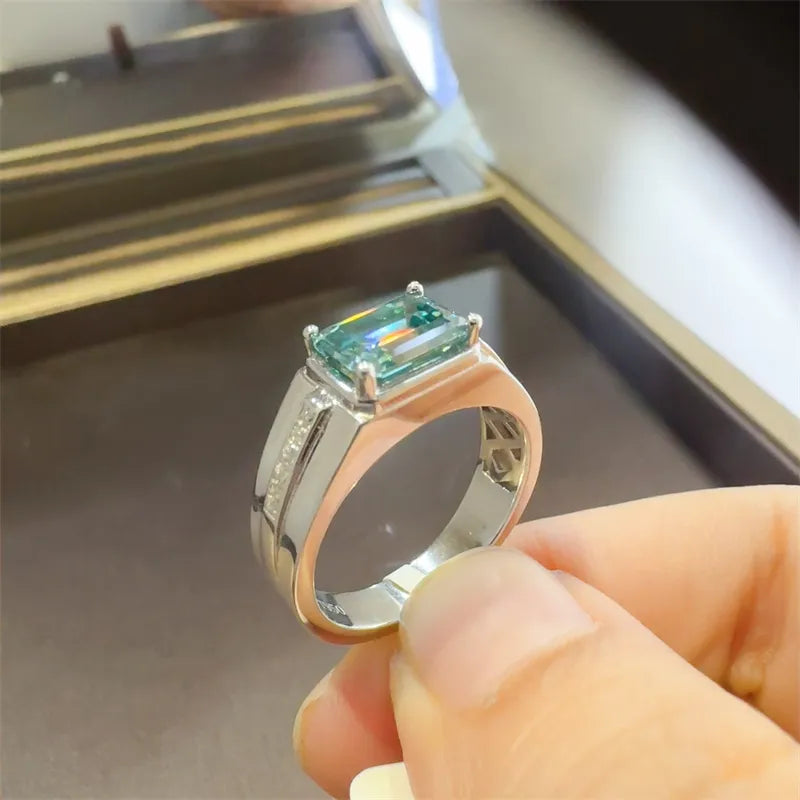 Lume Vert 3 Ct. Moissanite Ring