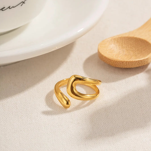 Premierify Ring – Twisted Gleam | 18K Gold-Plated Open Geometric Band