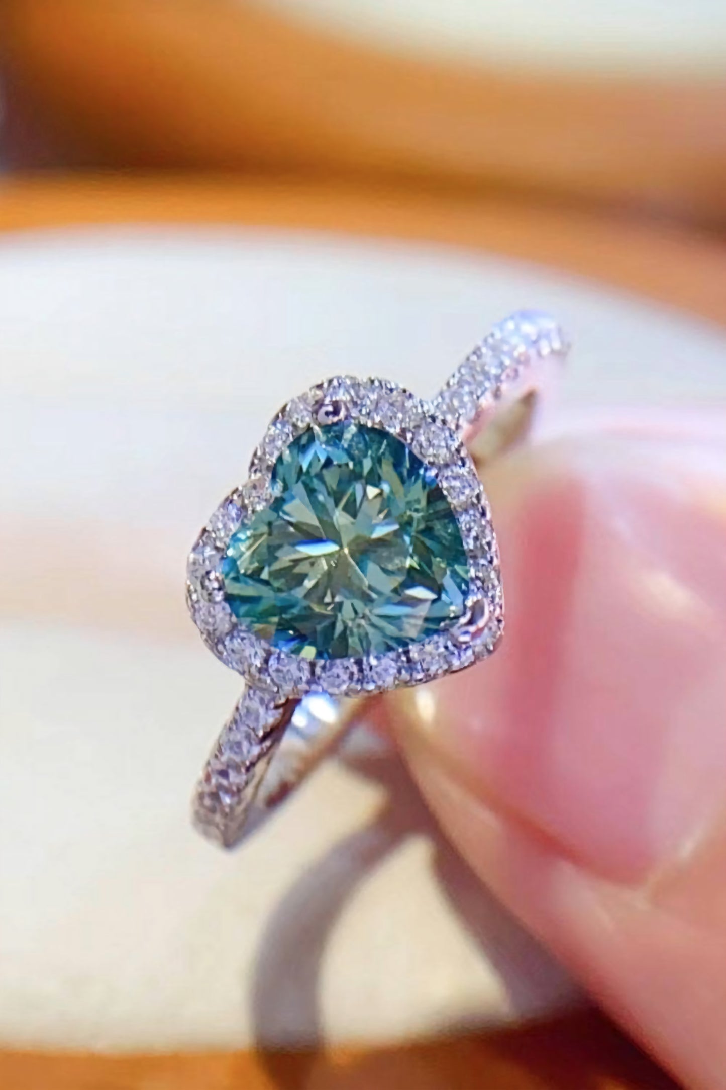 Coeur Lumière 1 Ct. Heart-Cut Certified Moissanite Ring 925 Platinum-Plated