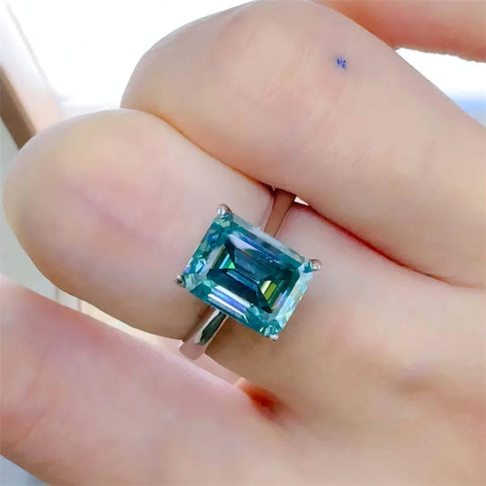 Premierify Ring – Sovereign Glow | 2 Ct. Emerald-Cut Certified Moissanite Ring in 925