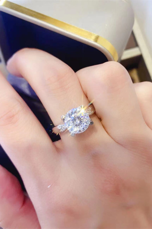 Premierify Ring – Luxe Radiance | 2 Ct. Certified Moissanite in 925 Sterling Silver