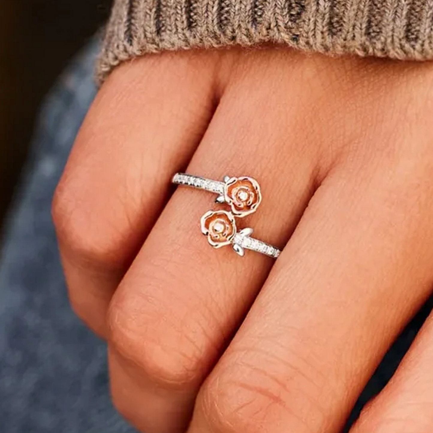 Rose Bloom Bypass Elegant Inlaid Zircon Ring